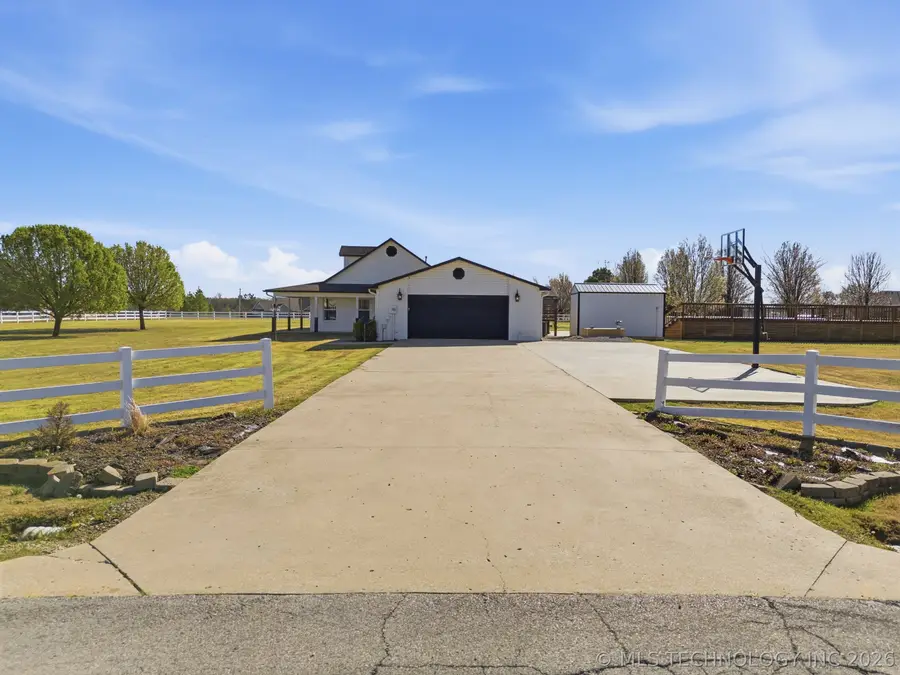 16921 Elm Lane, Morris, OK 74445 - #3