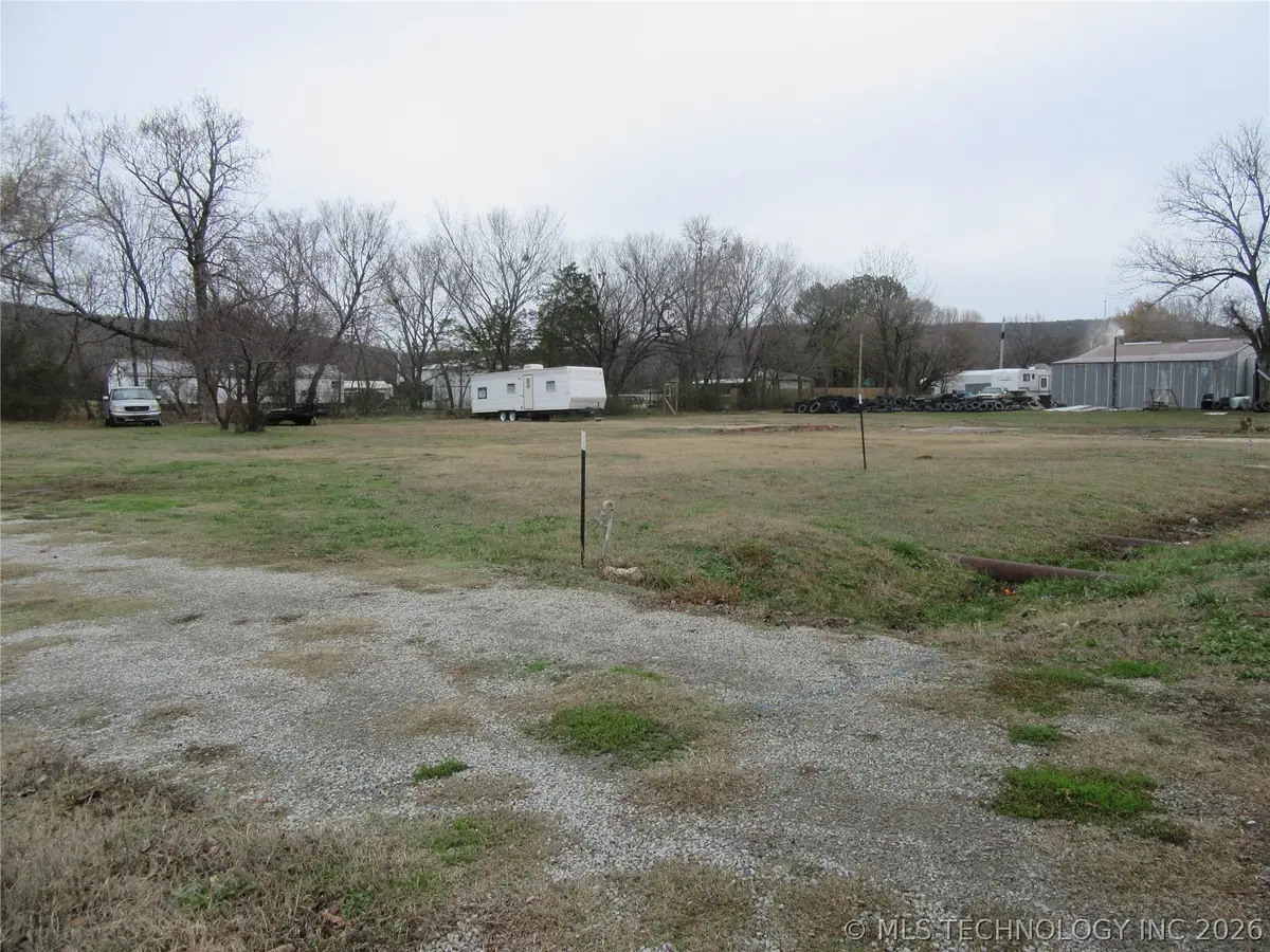 1312 N 4th, Quinton, OK 74561 - #1
