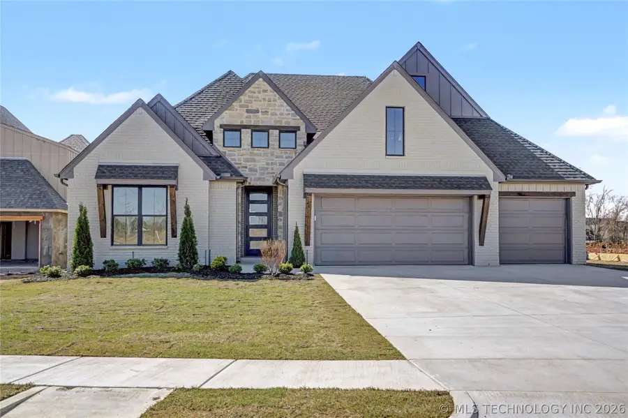 2740 E 135th Drive S, Bixby, OK 74008 - #3