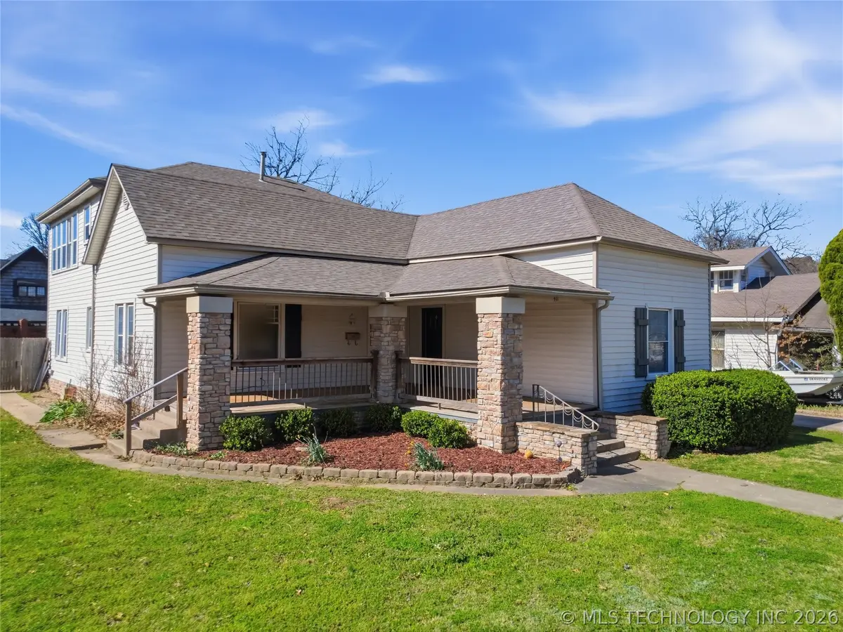 411 E 6th Street, Claremore, OK 74017 - #1