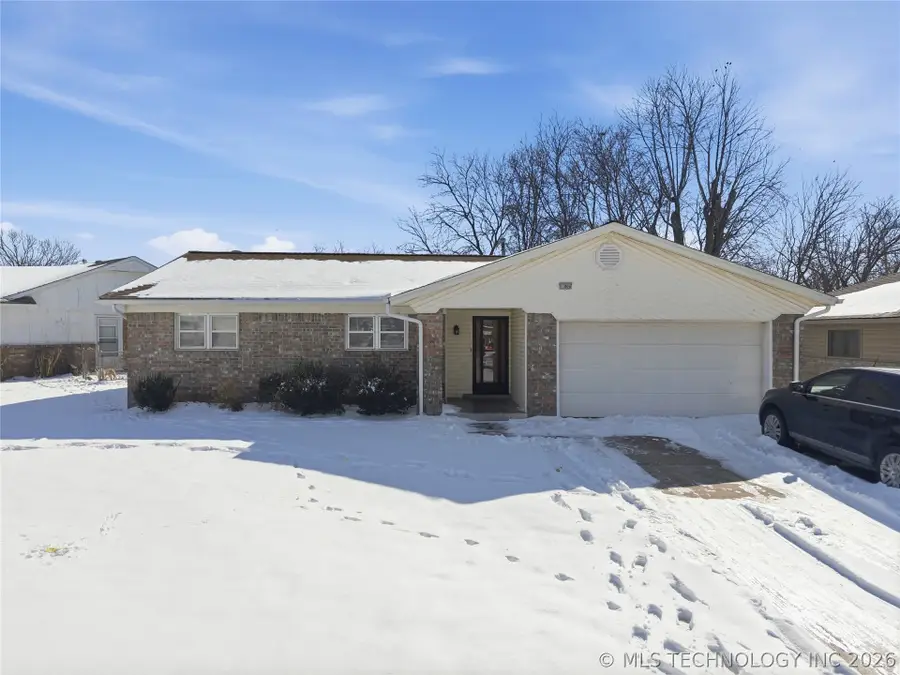 11804 E 28th Street, Tulsa, OK 74129 - #2