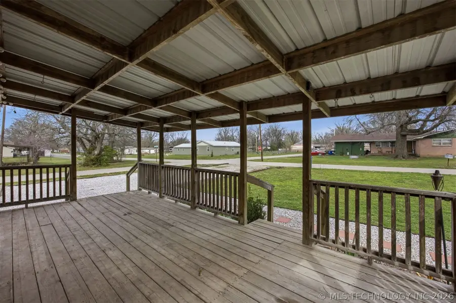 806 S Hickory Street, Nowata, OK 74048 - #3