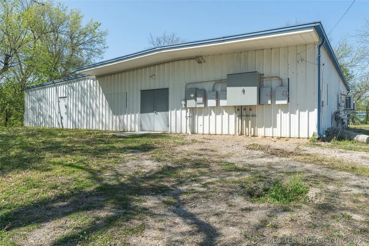 709 E 4th Street, Skiatook, OK 74070 - #1