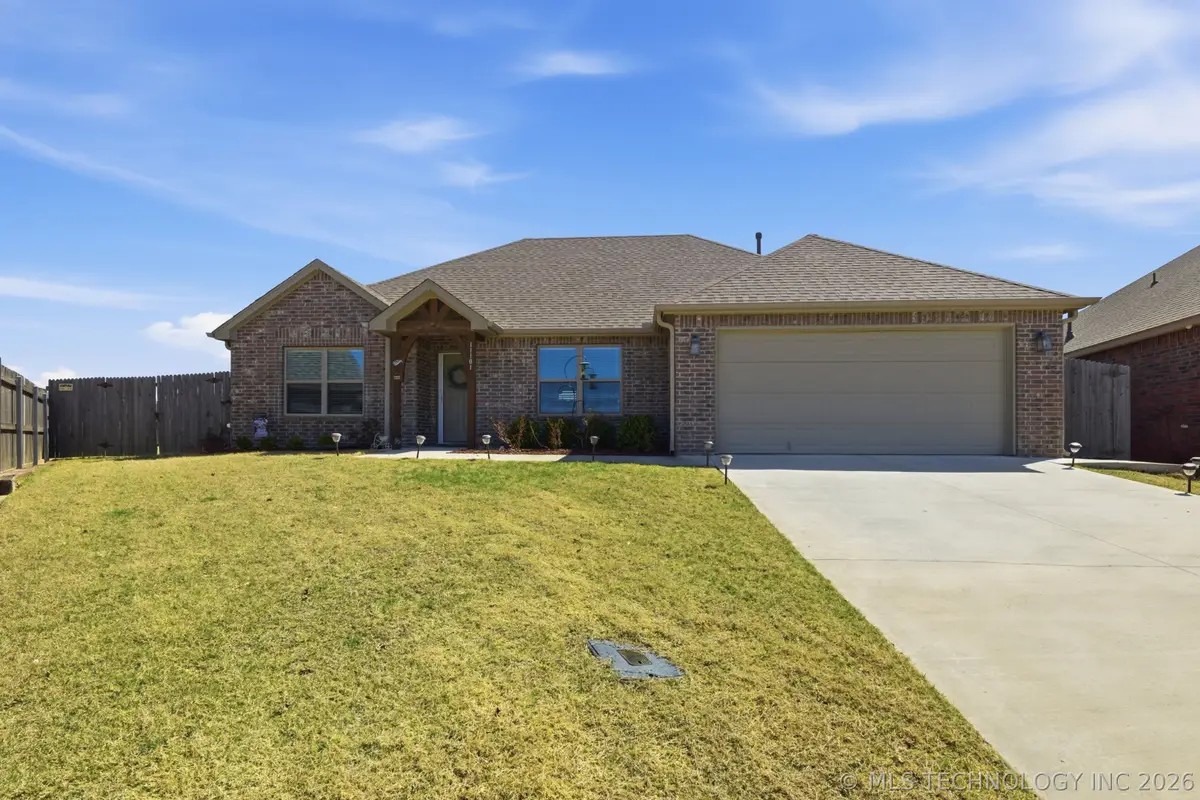 11101 N 133rd East Avenue, Owasso, OK 74055 - #1