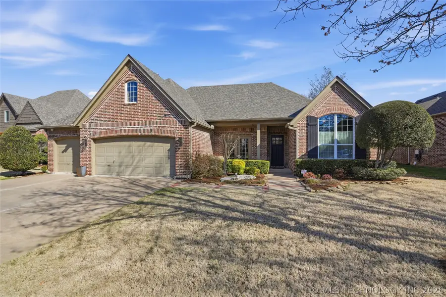 5711 E 110th Place, Tulsa, OK 74137 - #2