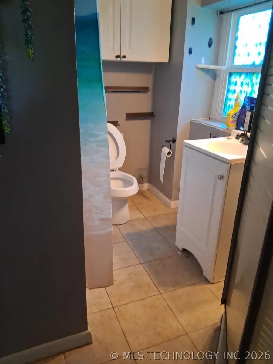 124 E Mill Avenue, Sapulpa, OK 74066 - #3