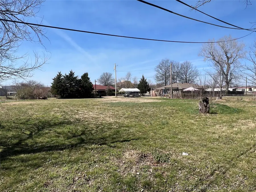 514 S Morton Avenue, Bartlesville, OK 74003 - #2