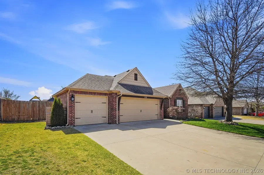 1218 E 133rd Place, Glenpool, OK 74033 - #3