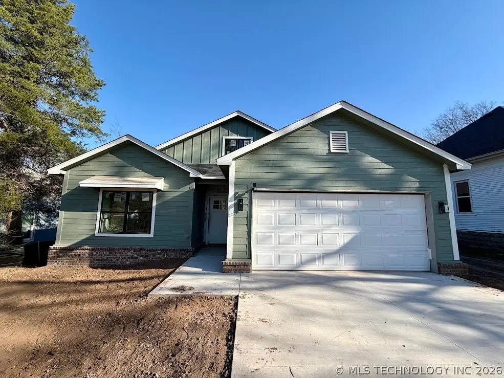 309 W Pecan Street, Coweta, OK 74429 - #1