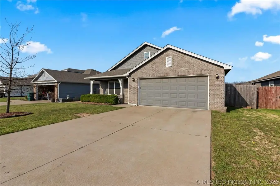 9044 S 254th East Avenue, Broken Arrow, OK 74014 - #3