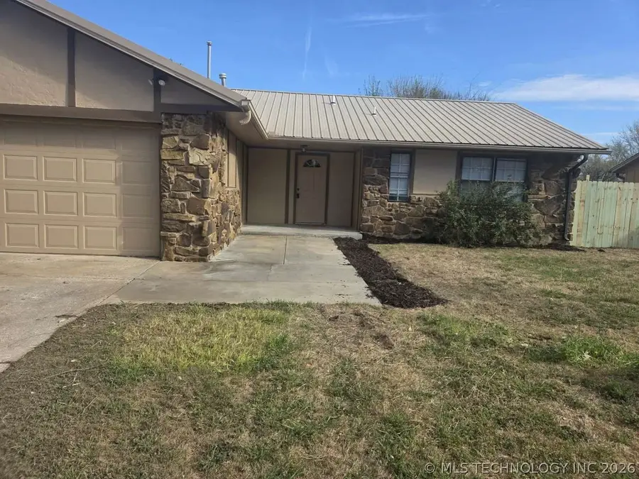 28593 E 139th Street S, Coweta, OK 74429 - #2