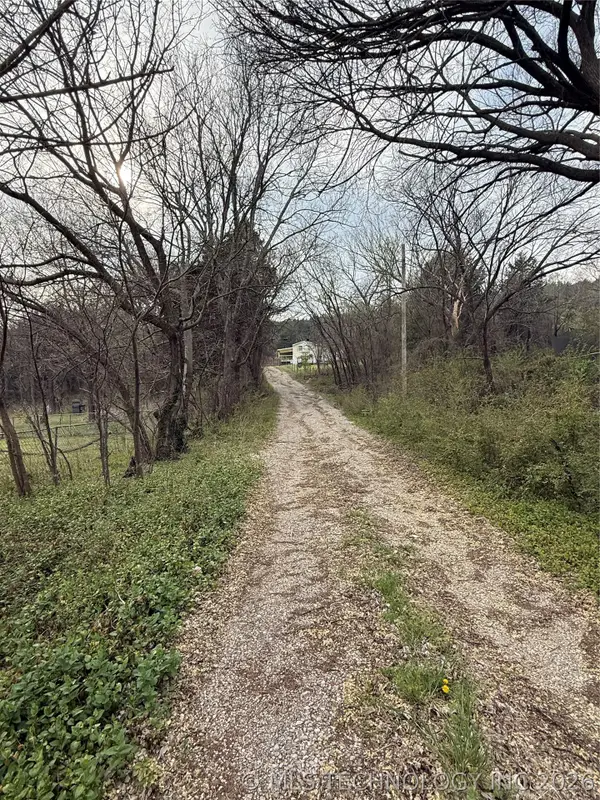 609 S Mullins Avenue, Hominy, OK 74035