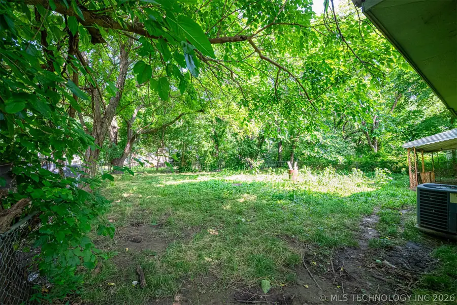 426 S Fairland Avenue, Coweta, OK 74429 - #3