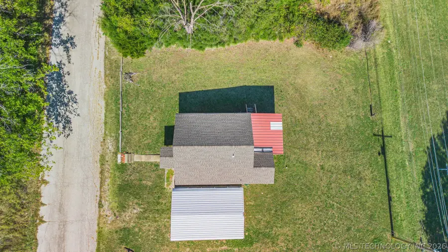 236 N Wilson Street, Fairfax, OK 74637 - #3