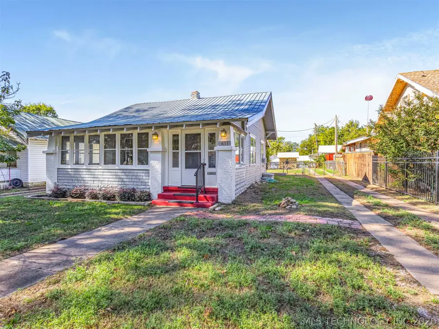 411 S 5th Street, Fairfax, OK 74637 - #2