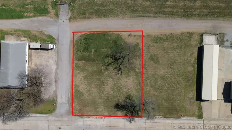 201 S Taylor Street, Pryor, OK 74361 - #3