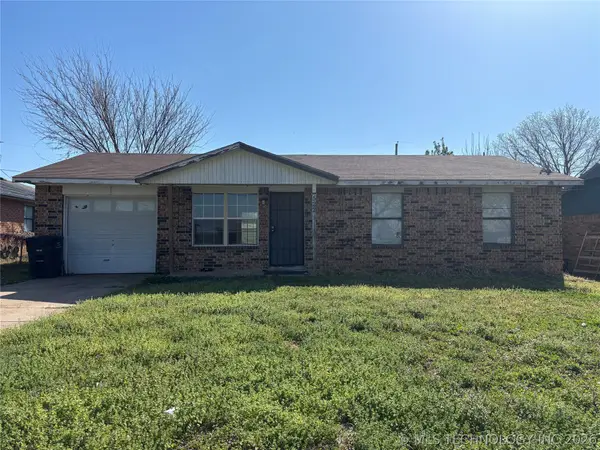 522 Lindenwood Drive, Bartlesville, OK 74003