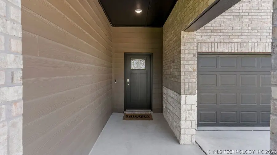 7515 N 154th East Avenue, Owasso, OK 74055 - #3