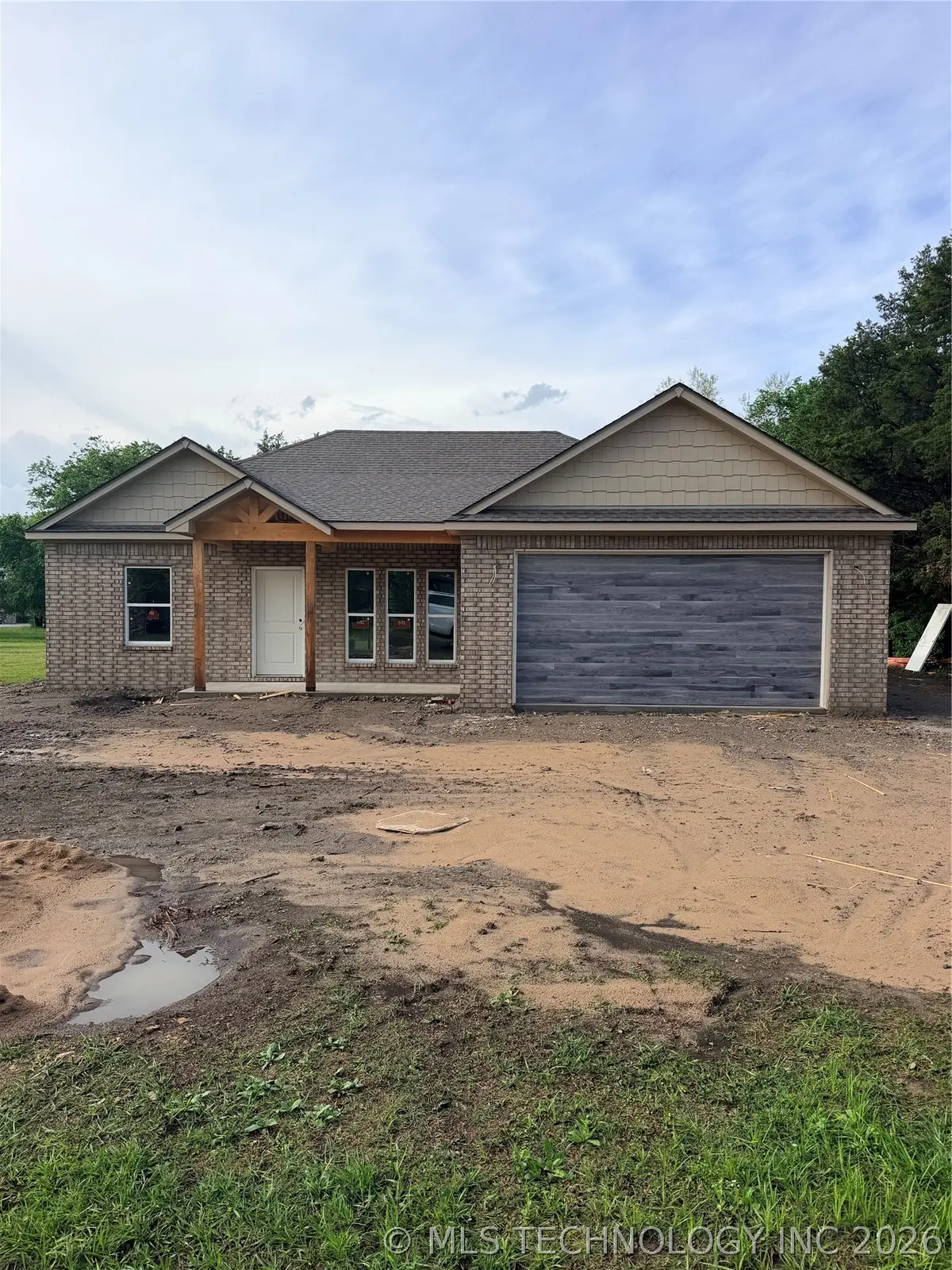 806 NE 7th Street, Wagoner, OK 74467 - #1