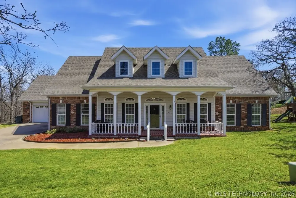 3813 S Rolling Oaks Drive, Tulsa, OK 74107 - #1