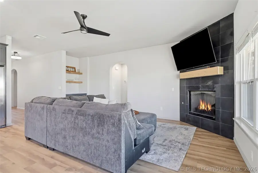 5917 E 126th Place S, Tulsa, OK 74008 - #3