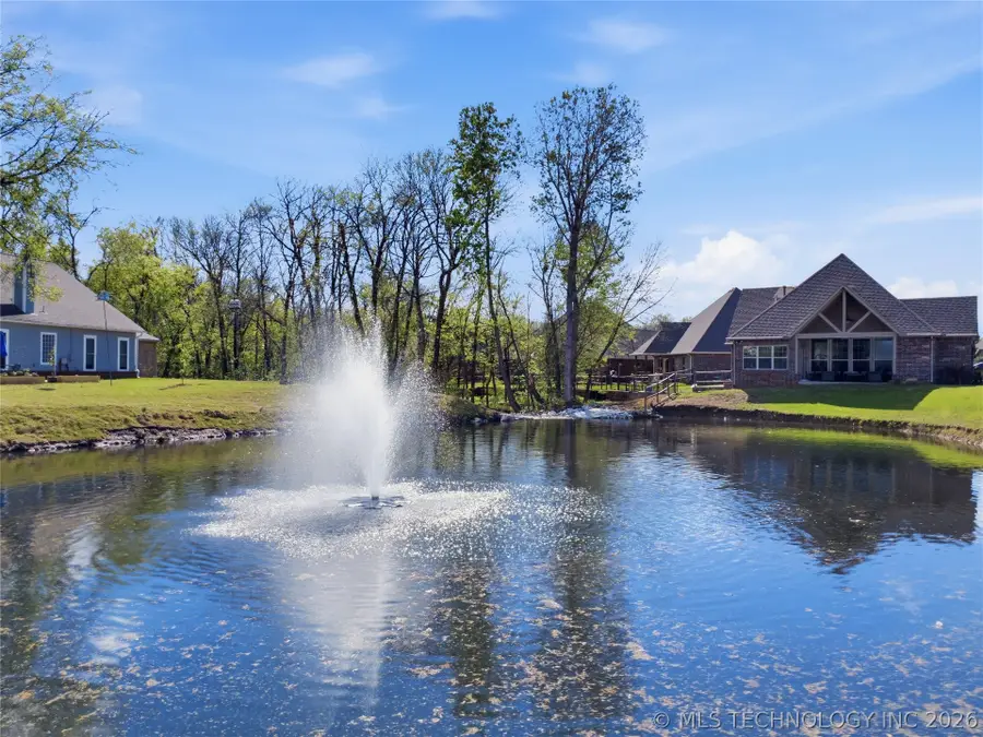 908 W Urbana Street, Broken Arrow, OK 74012 - #3