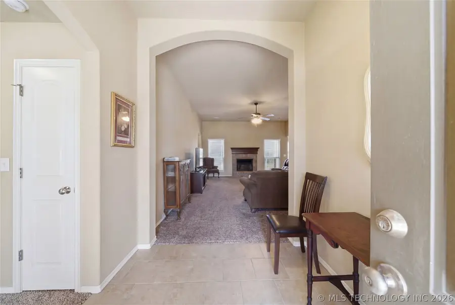 5416 S Skylane Place, Sand Springs, OK 74063 - #3