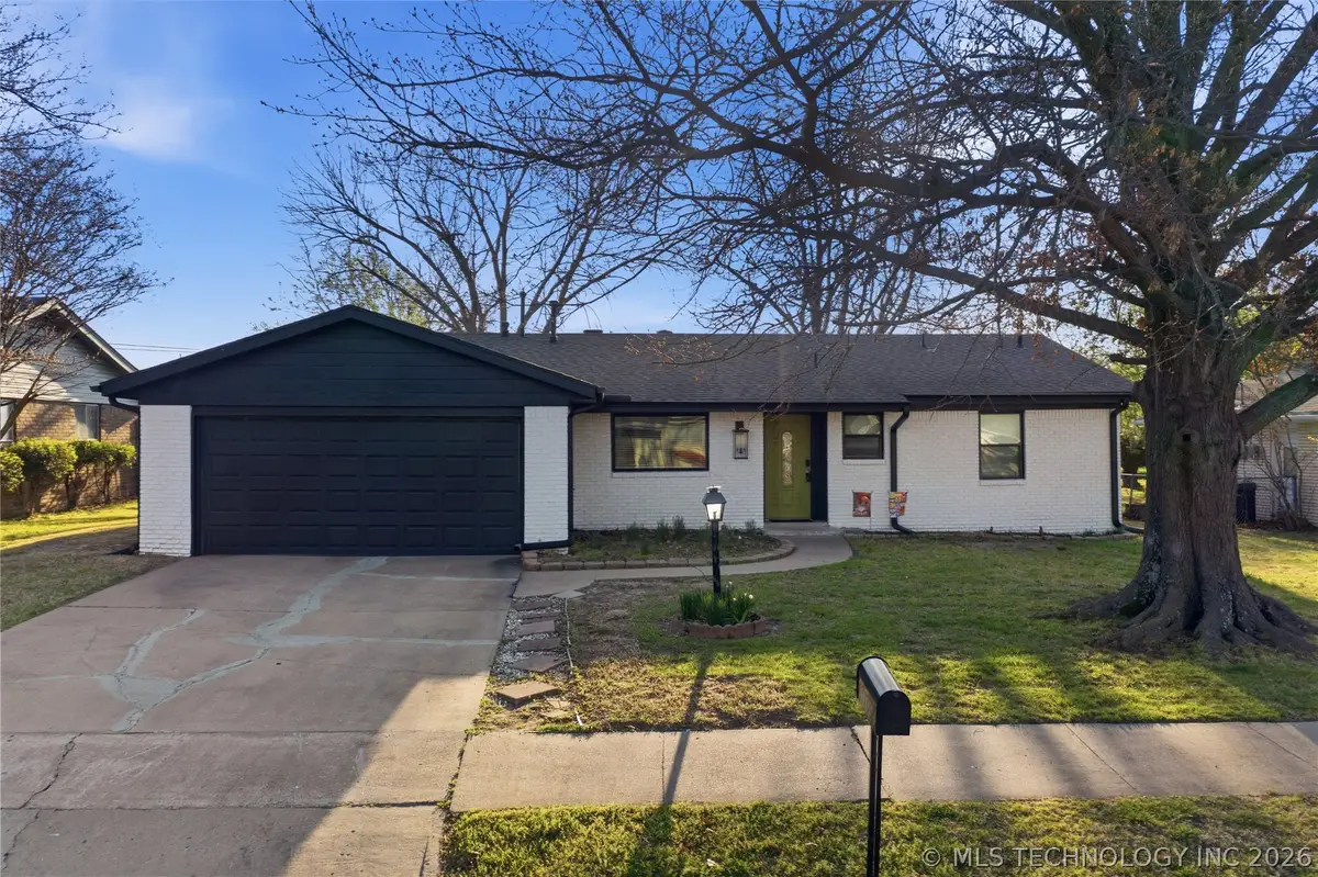 1109 N Hickory Place, Broken Arrow, OK 74012 - #1