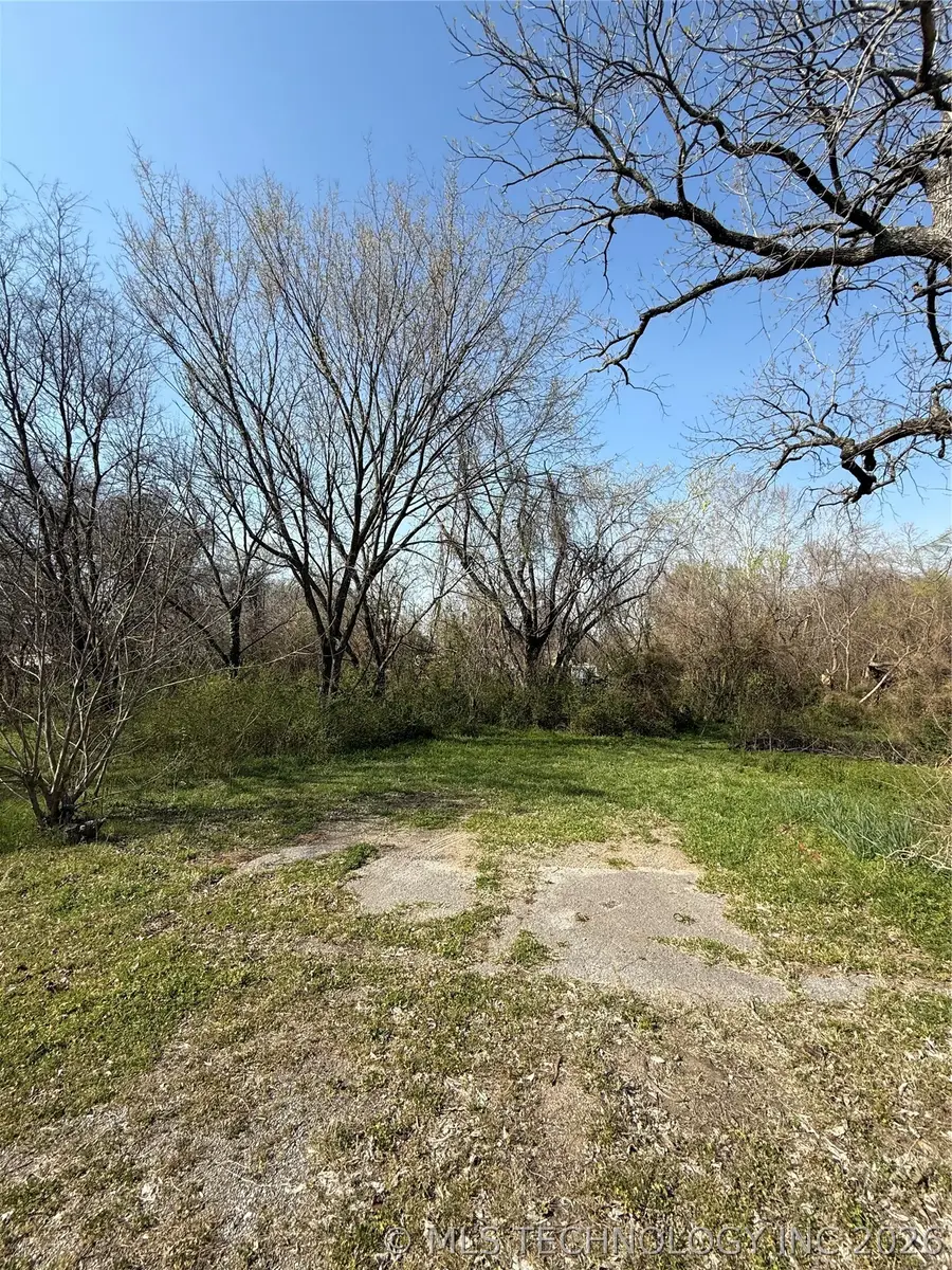 119 E Davis Avenue, Sapulpa, OK 74066 - #2