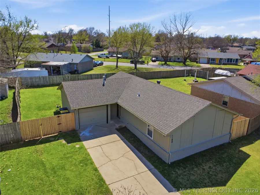 1188 E 143rd Street, Glenpool, OK 74033 - #3