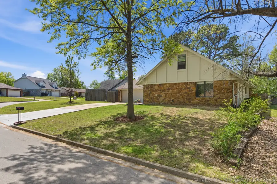 1804 W 64th Street, Tulsa, OK 74132 - #3