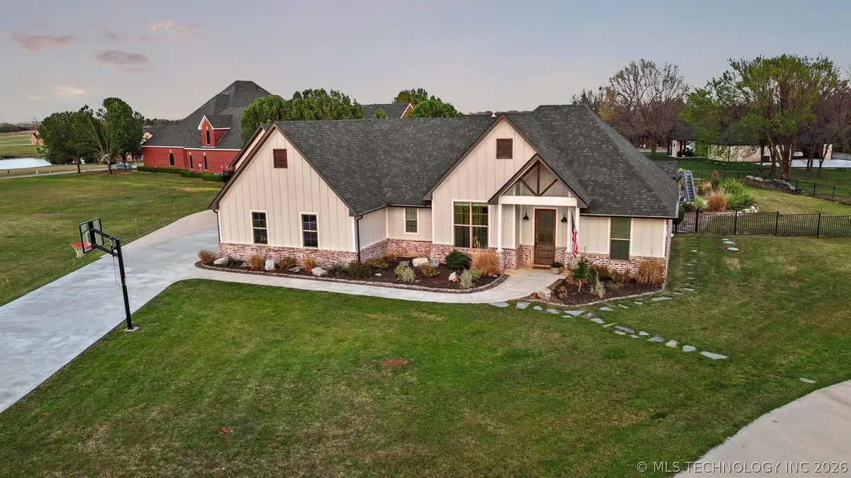 40 Shekinah, Calera, OK 74730 - #1