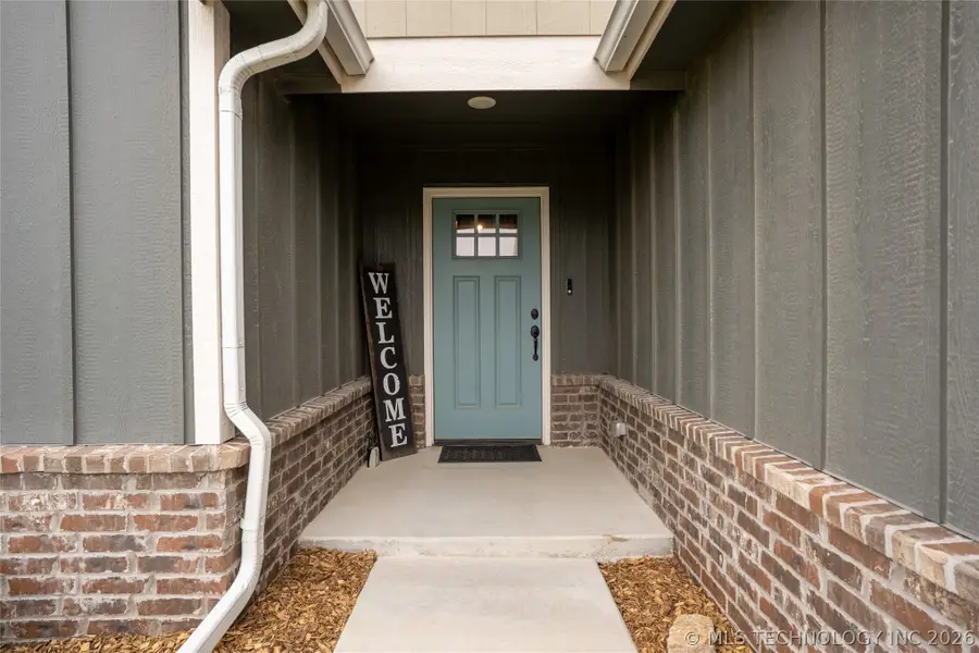 15813 E 75th Street N, Owasso, OK 74055 - #3