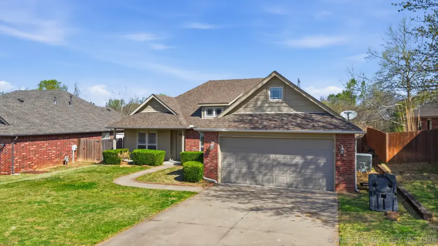 10005 E 101st Street, Owasso, OK 74055 - #3