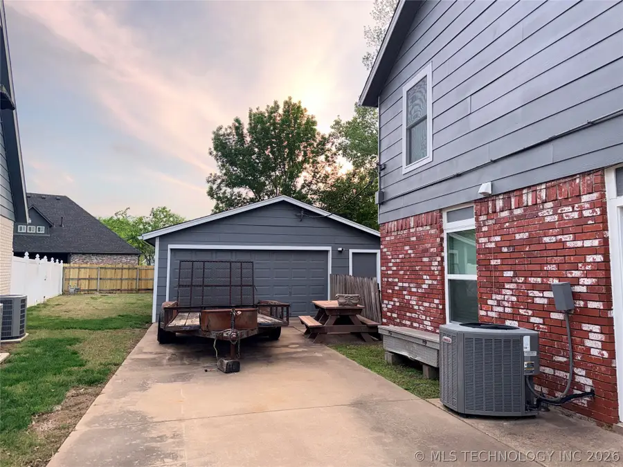 13010 E 77th Court, Owasso, OK 74055 - #3