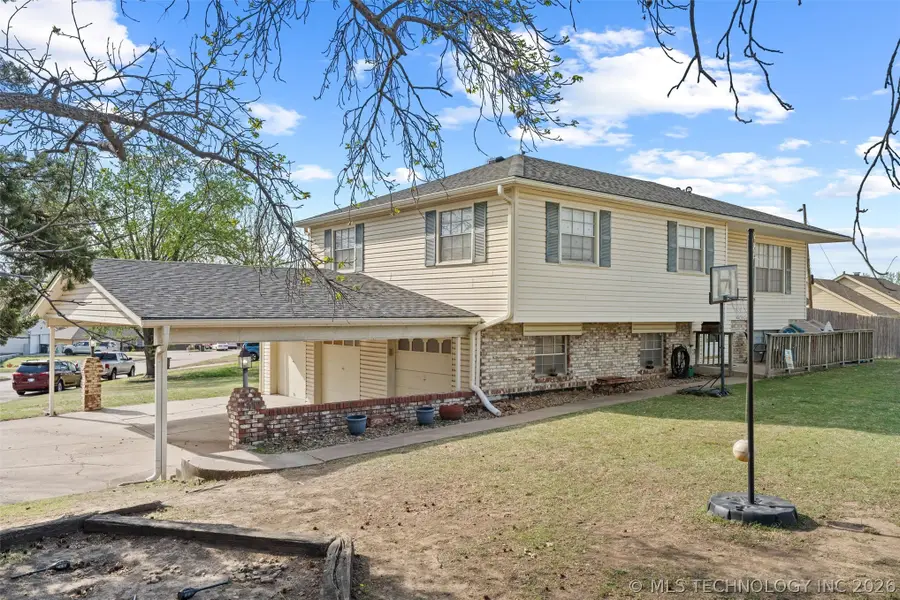 1037 Macklyn Lane, Bartlesville, OK 74006 - #3