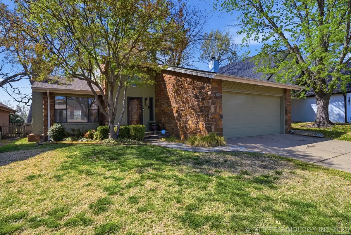 9126 S Lakewood Avenue E, Tulsa, OK 74137 - #1
