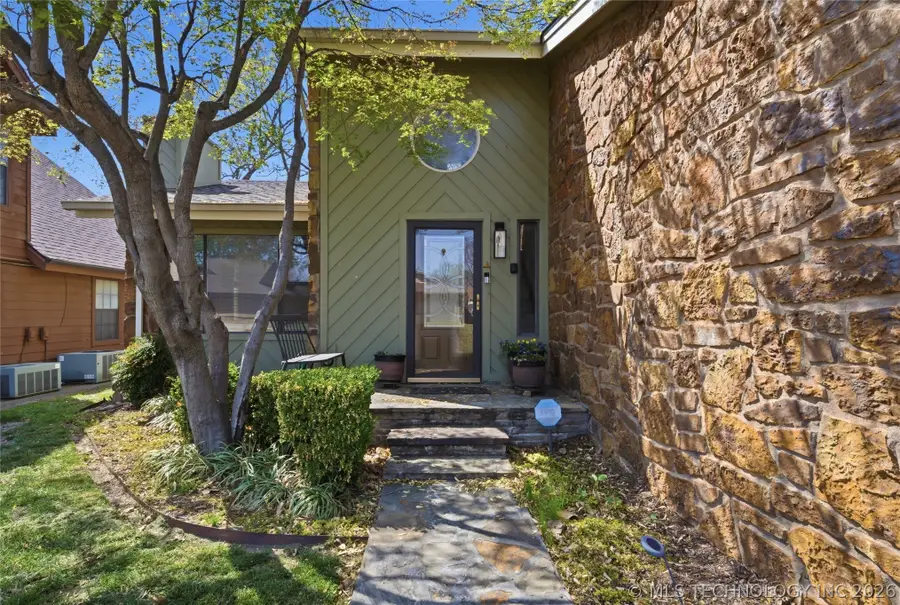 9126 S Lakewood Avenue E, Tulsa, OK 74137 - #2