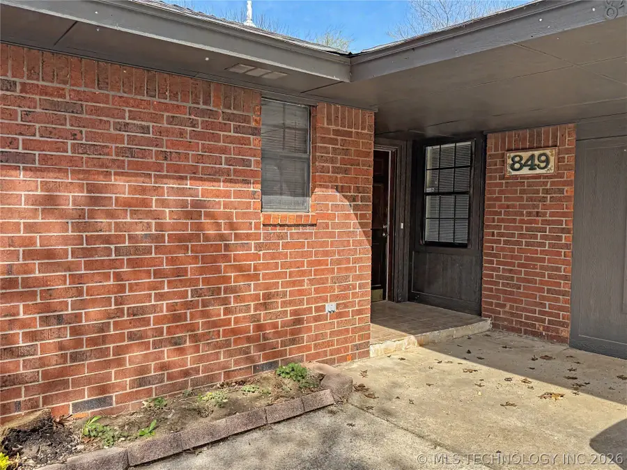 849 Coopers Hawk Drive, Norman, OK 73072 - #2