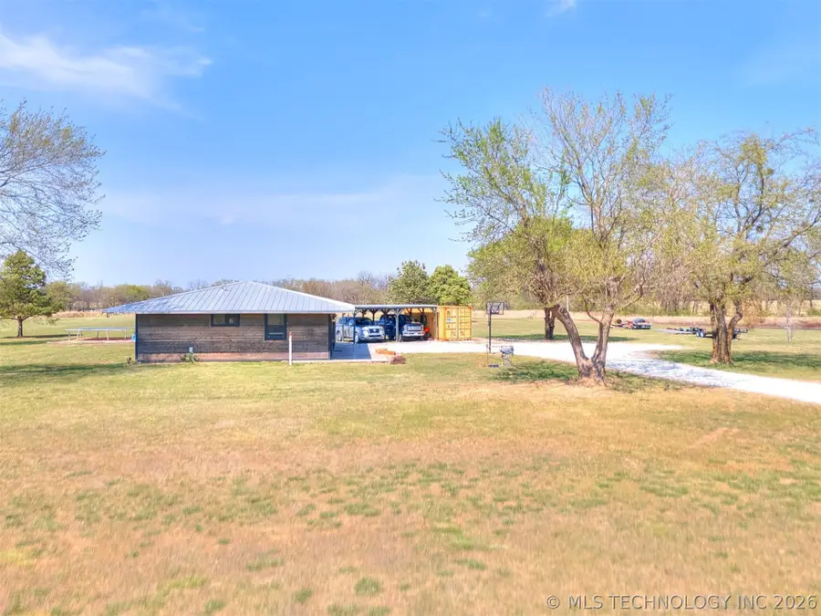 17515 Harreld Road, Beggs, OK 74421 - #2