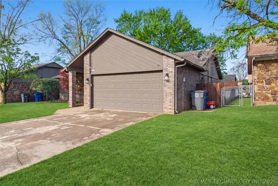 2816 S 124th East Avenue, Tulsa, OK 74129 - #2