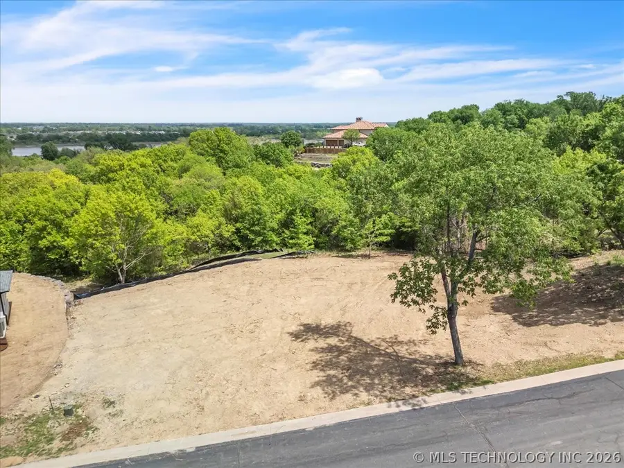 13915 S Joplin Street S, Bixby, OK 74008 - #3