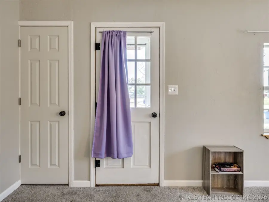 211 E 2nd Street, Stroud, OK 74079 - #3