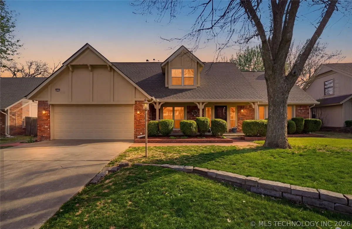 6212 E 78th Street, Tulsa, OK 74136 - #1