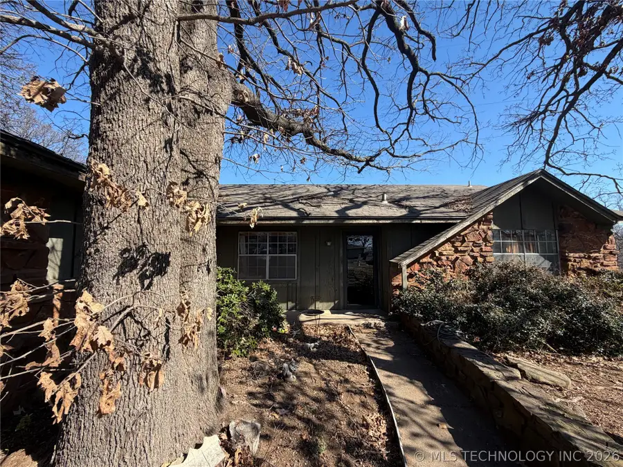 2301 W Oklahoma Place, Tulsa, OK 74127 - #2