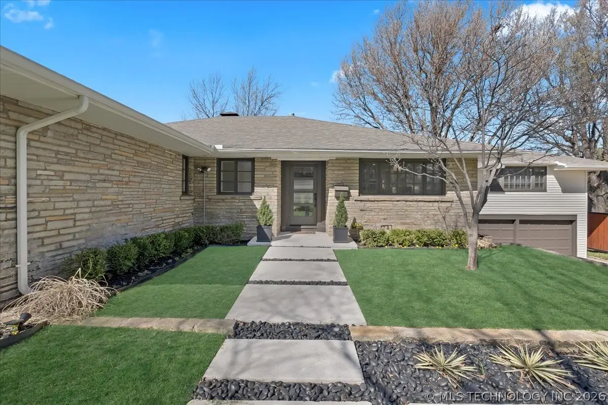 3138 S Zunis Place, Tulsa, OK 74105 - #1