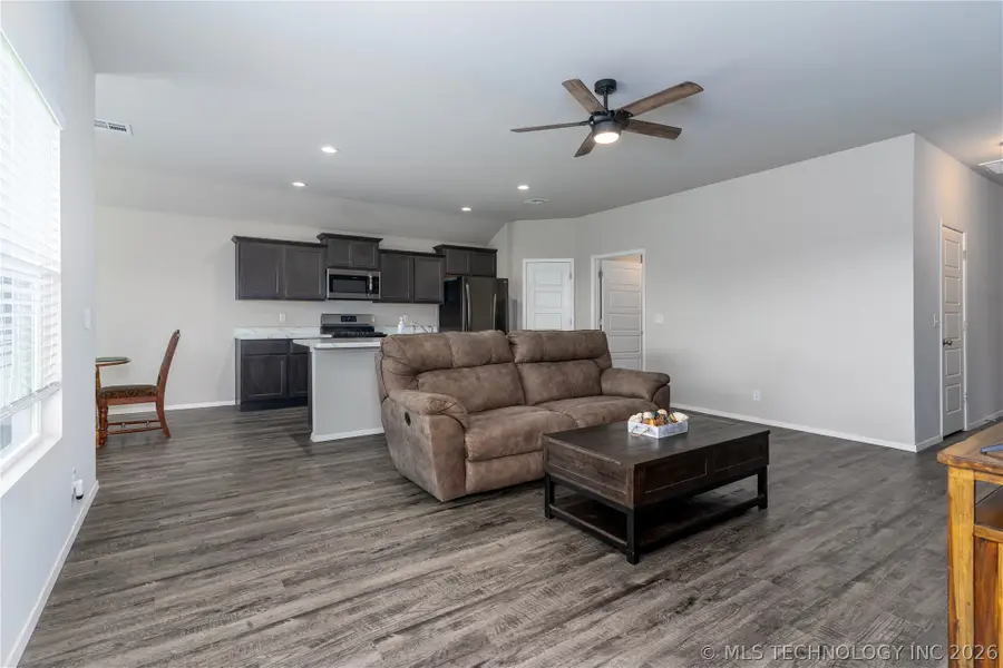 7312 E 141st Street, Collinsville, OK 74021 - #2