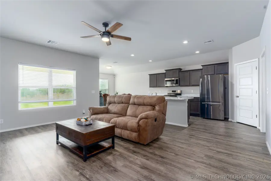 7312 E 141st Street, Collinsville, OK 74021 - #3