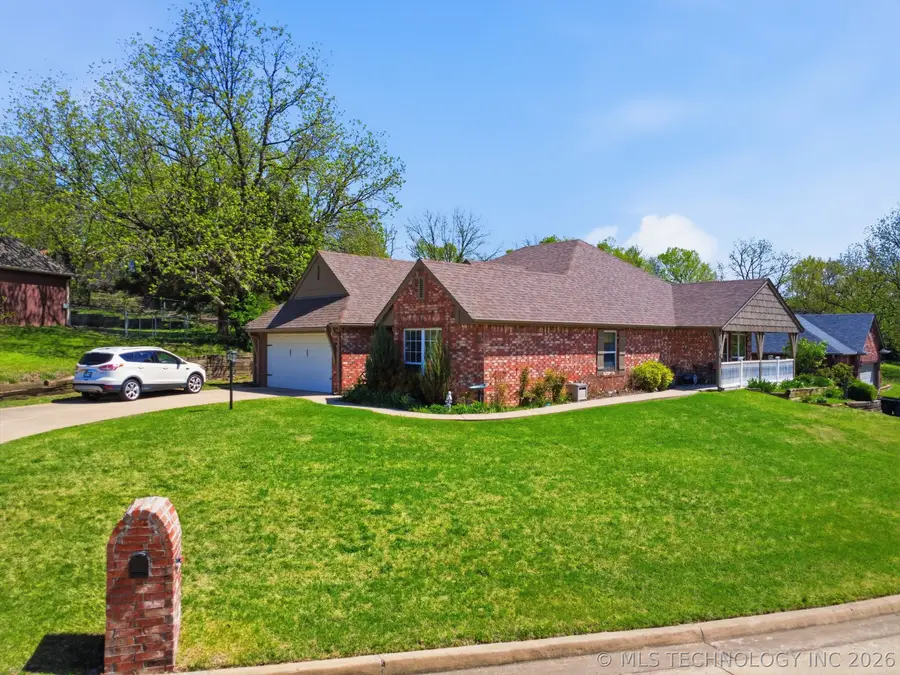 2015 W 4th Place S, Claremore, OK 74017 - #3