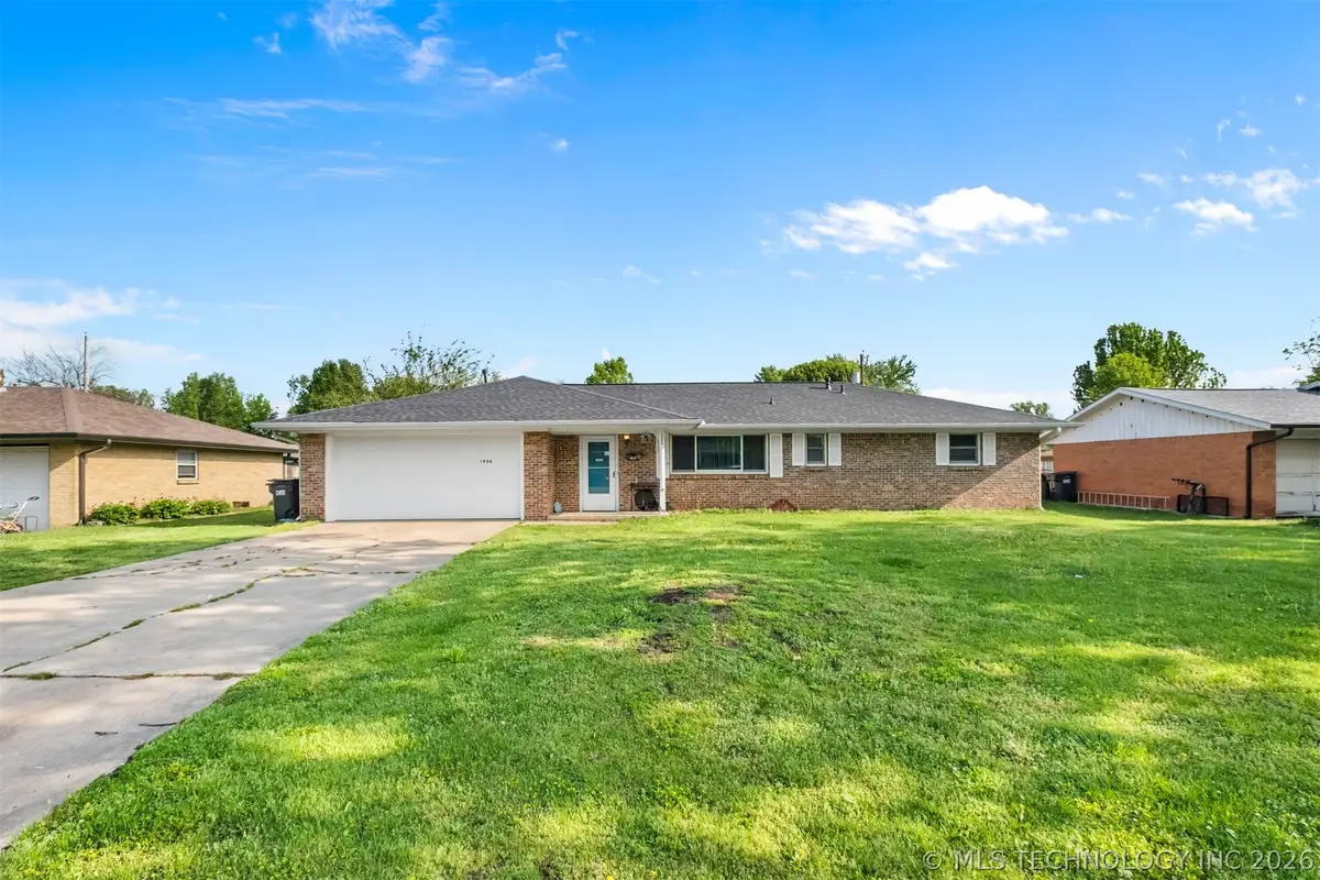 1906 Sisco Avenue, Springdale, Ar 72762 - #1